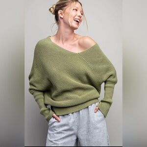 LIKE NEW Eesome Off-the-Shoulder Sweater